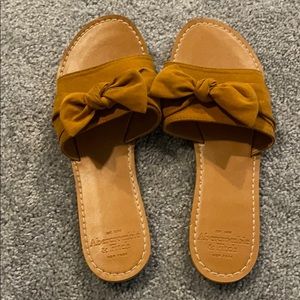 Abercrombie sandals